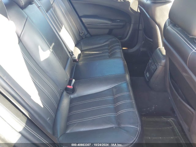 2C3CCABG6GH310961 Chrysler 300 300s