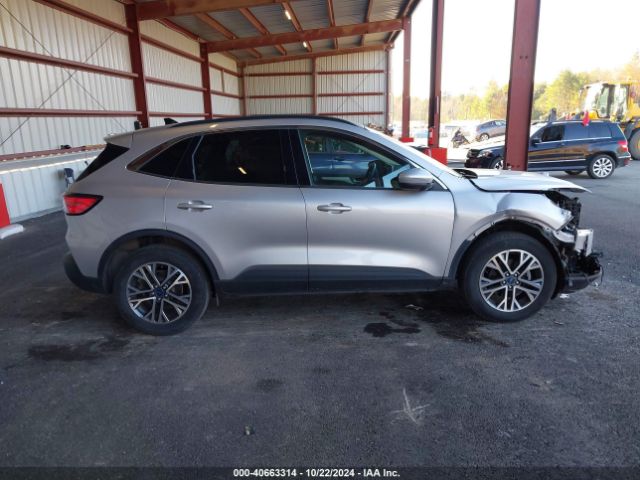 1FMCU9H62LUA44735 Ford ESCAPE SEL