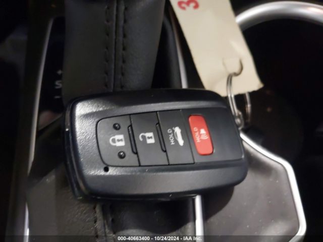 4T1C31AK1RU631206 Toyota Camry Hybrid Le