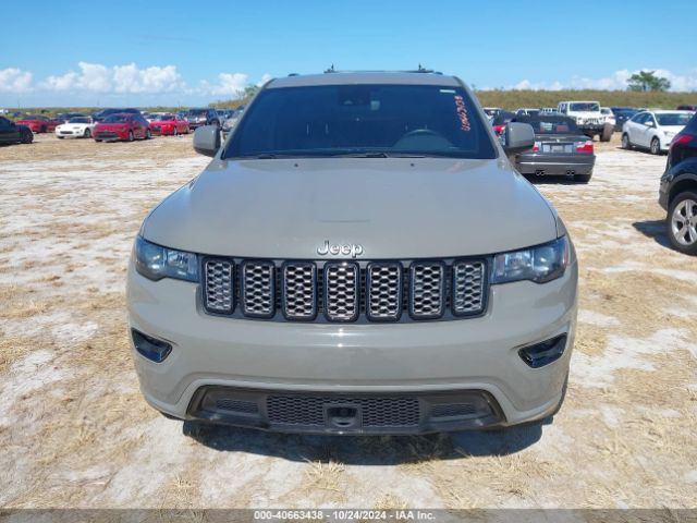 1C4RJEAG1MC597967 Jeep Grand Cherokee Laredo X 4x2