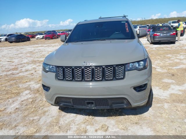 1C4RJEAG1MC597967 Jeep Grand Cherokee Laredo X 4x2