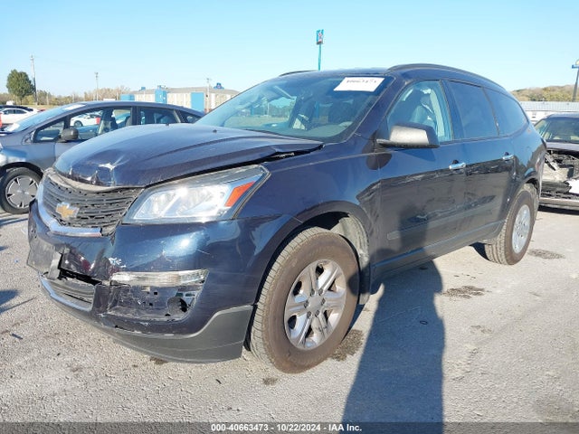 Chevrolet Traverse Ls 2015 1GNKRFED1FJ387102 Image 2