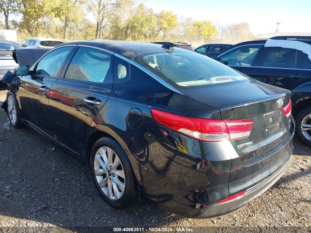 KIA OPTIMA EX 2017 5XXGU4L30HG151740 Image 3