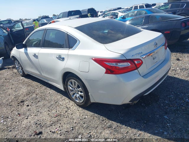 Nissan Altima 2.5 S 2016 1N4AL3APXGC125045 Image 3