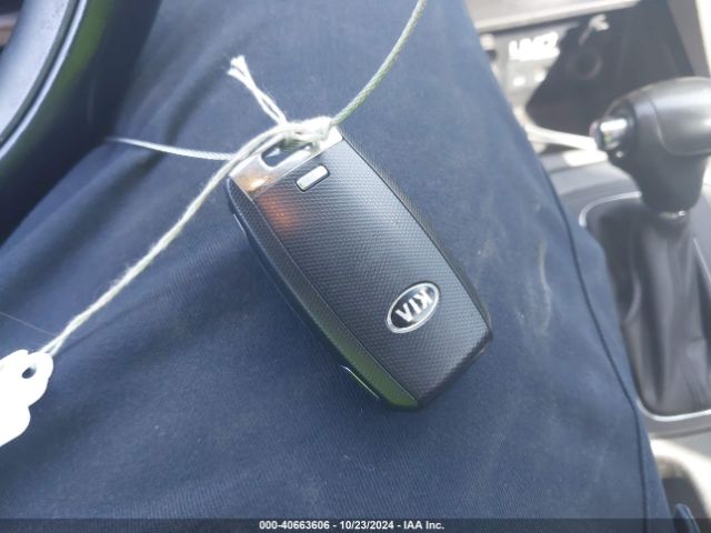 KNAFZ4A83E5156729 KIA FORTE EX
