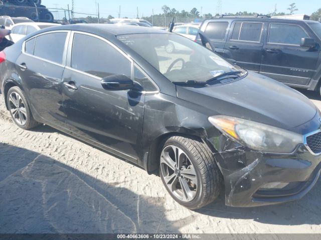 KNAFZ4A83E5156729 KIA FORTE EX