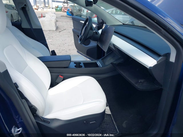 2023 TESLA MODEL Y 7SAYGAEE5PF826303 Photo 4