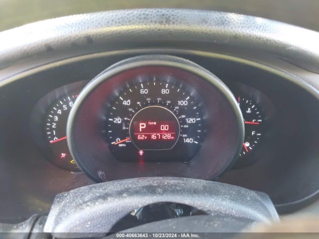 KNDJN2A27G7360756 KIA Soul !