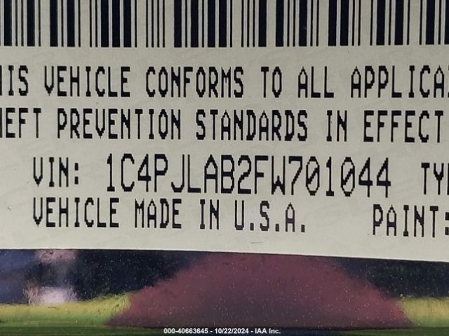 1C4PJLAB2FW701044 Jeep Cherokee Sport