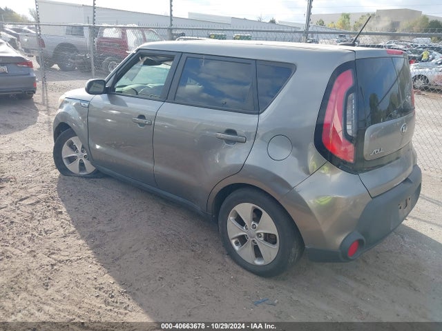 KIA Soul 2015 KNDJN2A2XF7207061 Image 3