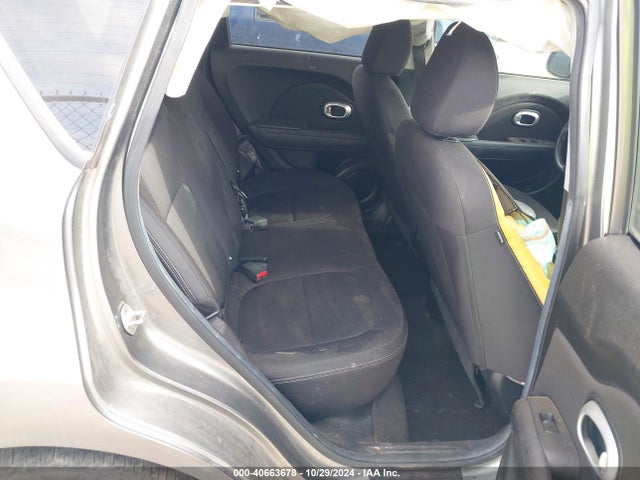 KIA Soul 2015 KNDJN2A2XF7207061 Image 8