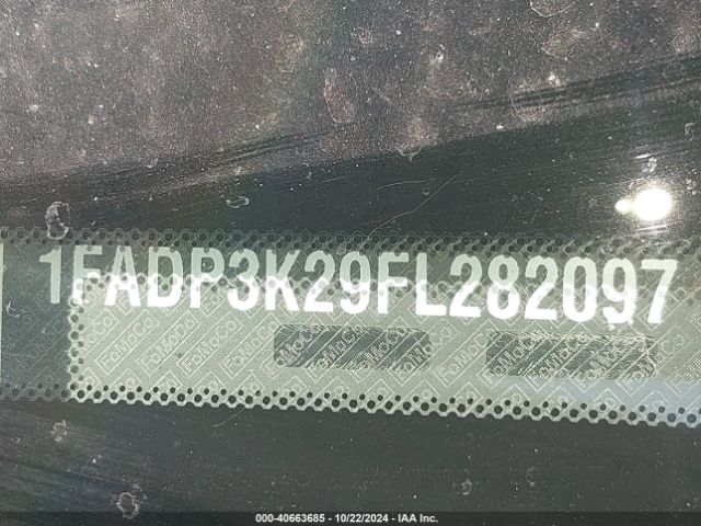 1FADP3K29FL282097 Ford FOCUS SE