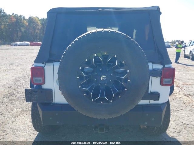 1C4AJWAG4HL582792 Jeep Wrangler Sport 4x4