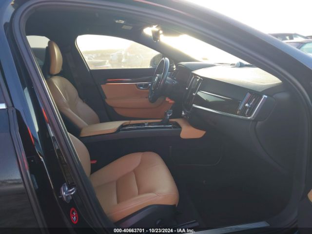 LVY982AKXJP005249 Volvo S90 T5 Momentum