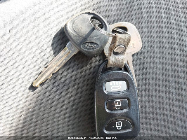 Hyundai ELANTRA SE 2016 5NPDH4AEXGH703792 Image 11