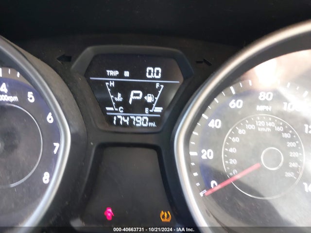 Hyundai ELANTRA SE 2016 5NPDH4AEXGH703792 Image 15