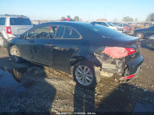 KNAFX6A8XG5648257 KIA Forte Koup Ex