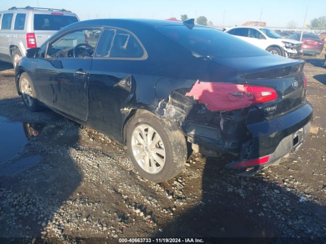 KNAFX6A8XG5648257 KIA Forte Koup Ex