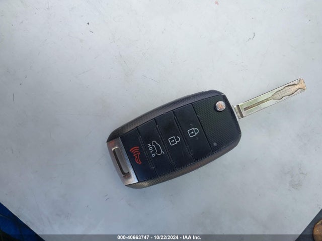 KIA SORENTO LX 2015 5XYKT3A69FG643535 Image 11