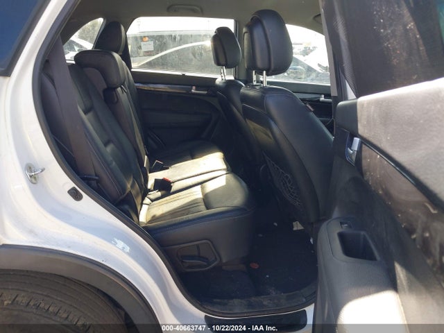 KIA SORENTO LX 2015 5XYKT3A69FG643535 Image 8