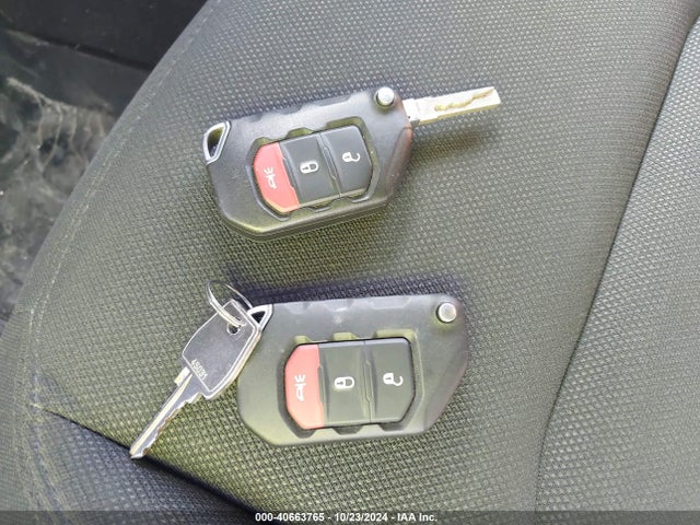1C4GJXAG7KW532443 Jeep Wrangler Sport S 4x4