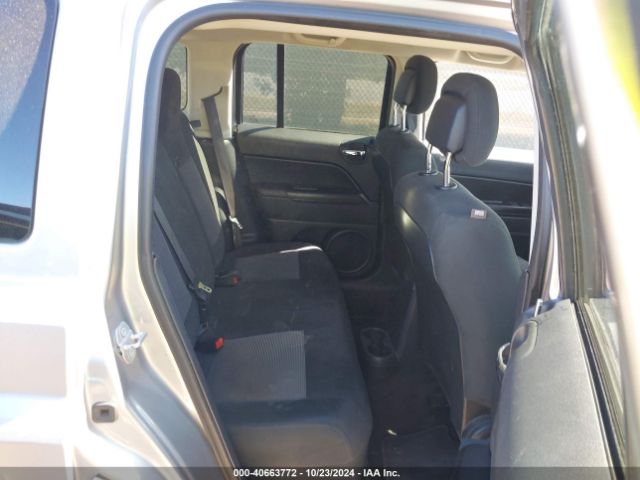 1C4NJPFA0GD647917 Jeep Patriot Latitude