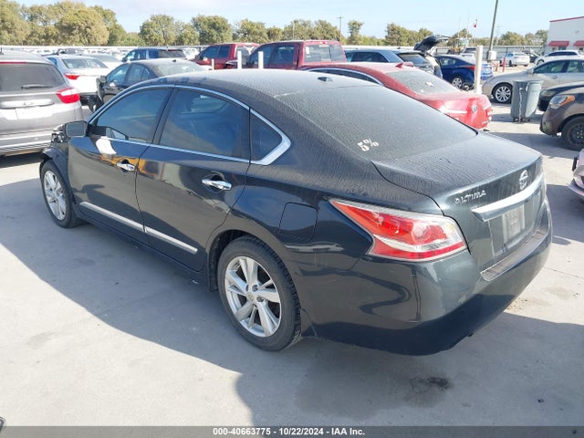 Nissan Altima 2.5 Sv 2015 1N4AL3AP6FC135652 Image 3
