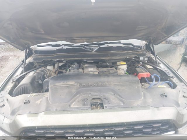 3C6UR5DL8NG146603 RAM 2500 Big Horn  4x4 6'4 Box