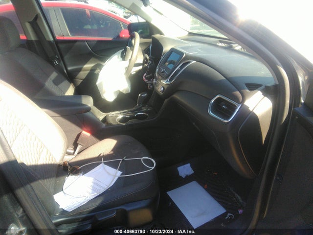 2GNAXKEV4K6105948 Chevrolet EQUINOX LT