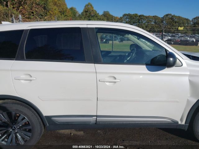 JA4AD2A30KZ055568 Mitsubishi Outlander Es