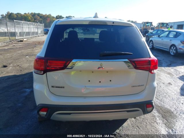 JA4AD2A30KZ055568 Mitsubishi Outlander Es