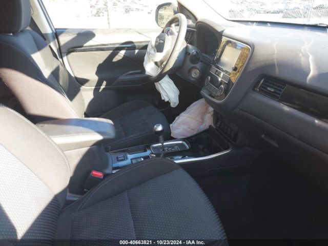 JA4AD2A30KZ055568 Mitsubishi Outlander Es