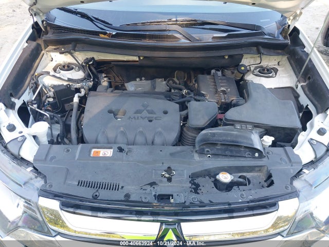 2018 MITSUBISHI OUTLANDER JA4AD3A35JZ033991 Photo 9