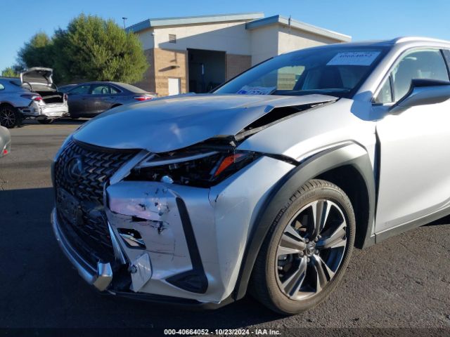 JTHY3JBH3K2005802 Lexus UX 200