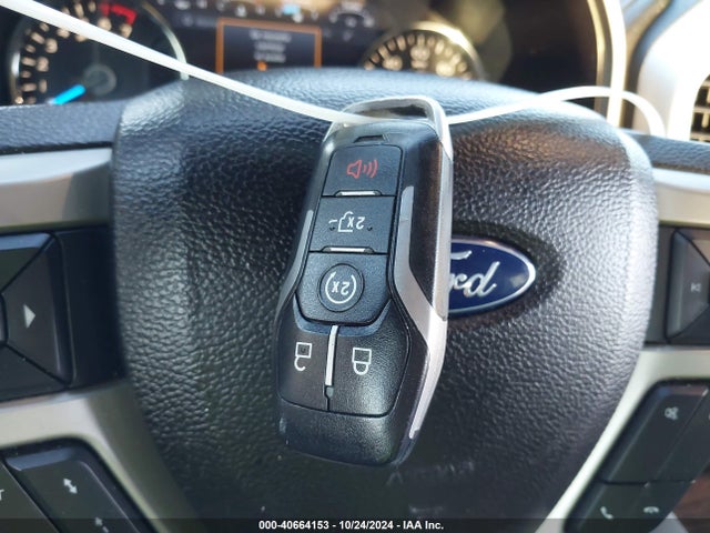 Ford F-150 Lariat 2017 1FTEW1EG2HFA00669 Image 11