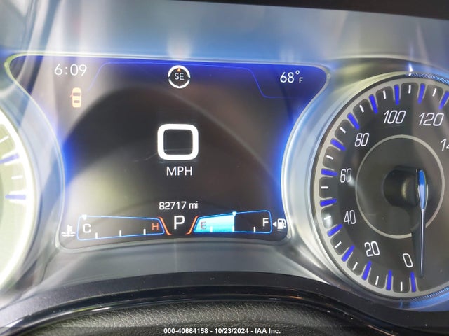 Chrysler 300 S 2017 2C3CCABT2HH655435 Image 7