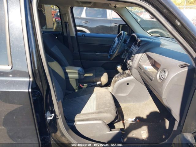 1C4NJPBA1GD810628 Jeep Patriot Sport