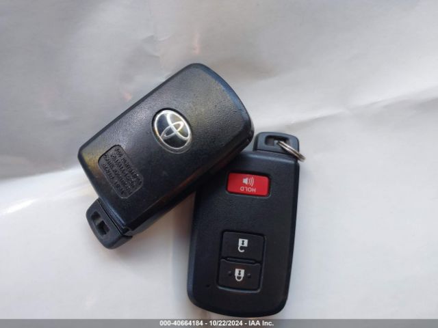 JTMRFREV2JD254592 Toyota Rav4 Adventure/xle