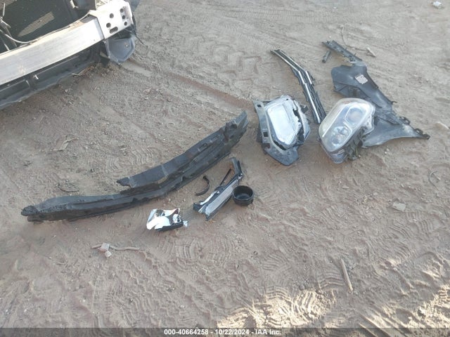 2GNALCEK8H1554420 Chevrolet EQUINOX LT