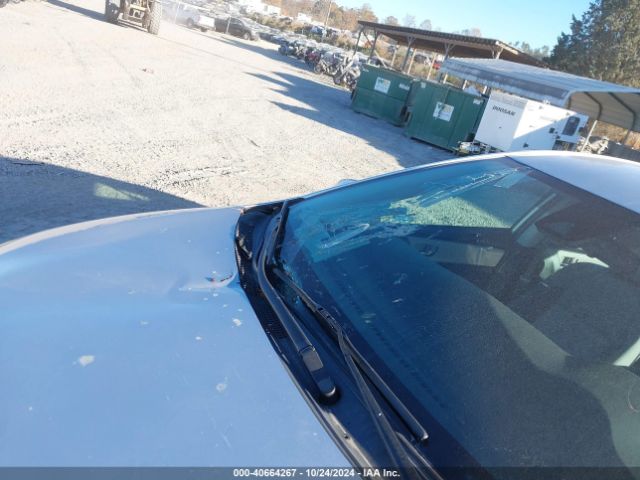 5YFBURHE0JP847111 Toyota COROLLA LE