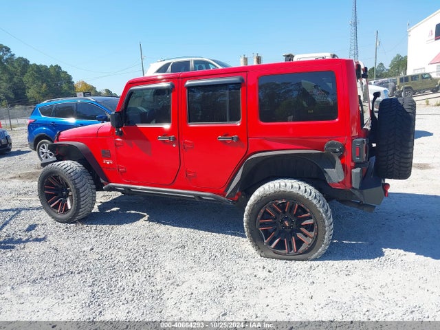 1C4BJWEG3GL298180 Jeep Wrangler Unlimited Sahara