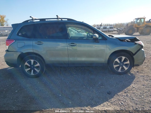Subaru Forester 2.5i Premium 2017 JF2SJAEC7HH403602 Image 13