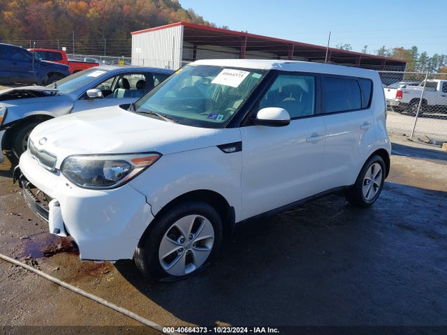 KIA Soul 2014 KNDJN2A22E7051726 Image 2