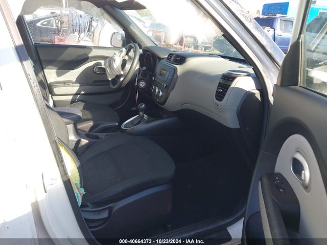 KIA Soul 2014 KNDJN2A22E7051726 Image 5