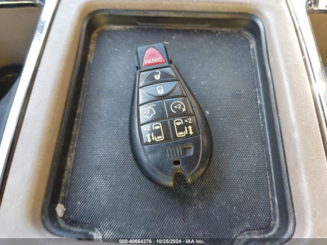 2C4RC1CG0ER116082 Chrysler Town & Country Touring-l