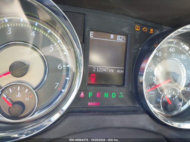 2C4RC1CG0ER116082 Chrysler Town & Country Touring-l
