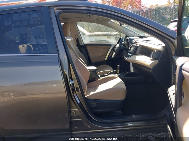 Toyota Rav4 Xle 2015 JTMRFREV7FD155077 Image 5