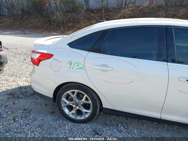 Продажа на аукционе авто 2013 Ford Focus Titanium, vin: 1FADP3J24DL200162, номер лота: 40664384