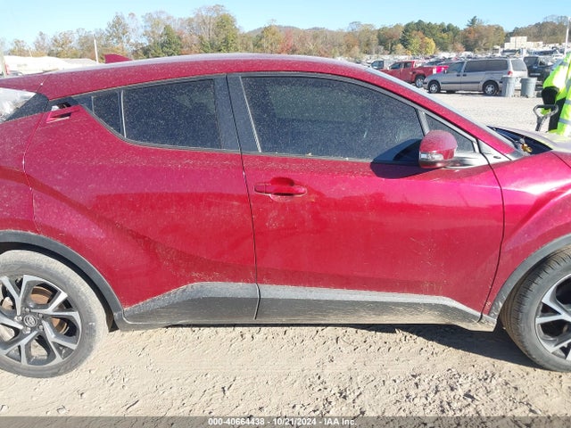 NMTKHMBX5JR046651 Toyota C-HR XLE