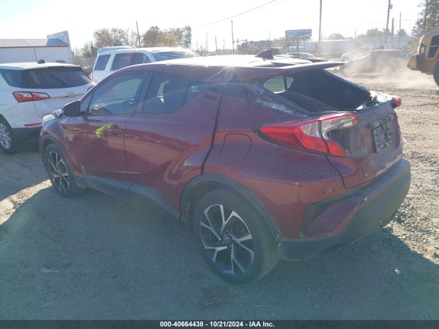 NMTKHMBX5JR046651 Toyota C-HR XLE